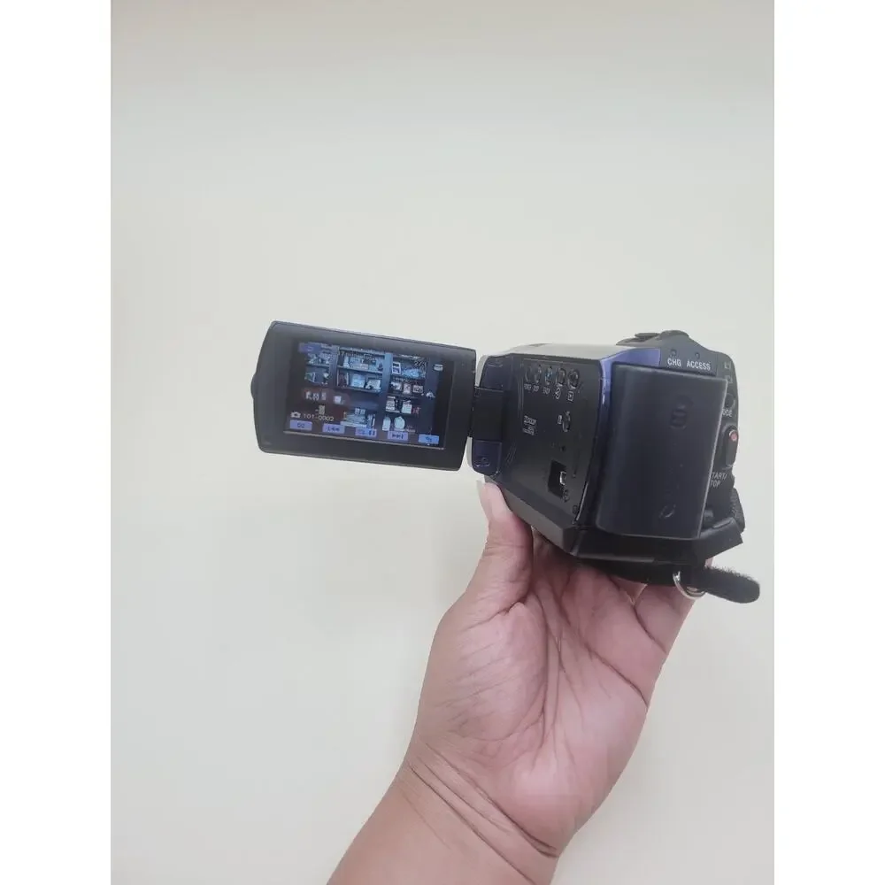 BLUE Sony Handycam DCR-SR47 60GB Video Digital Camcorder W/ Batteries AC Adapter